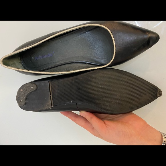 Advendo Women Flats. Size 8. - Picture 3 of 6